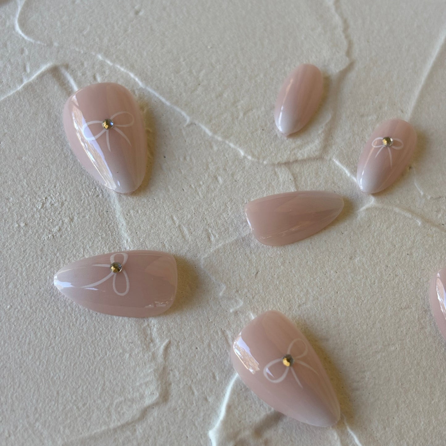 Ribboned Nude