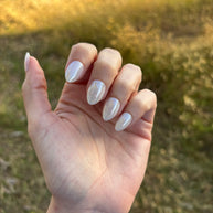 Heartbreaker: Champagne Chrome (for short nail beds or nail biters)