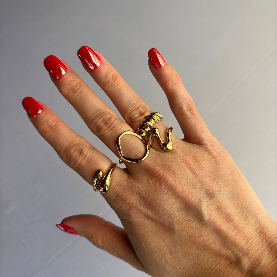 Red Obsession (for short nail beds or nail biters)